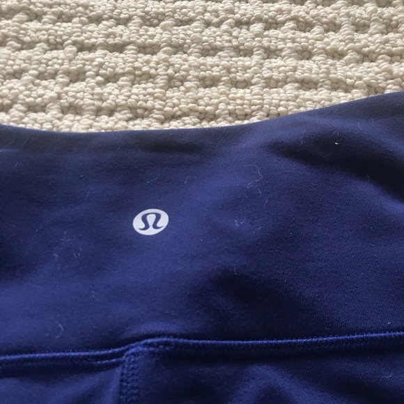3 pairs of lululemon leggings - Picture 12 of 12